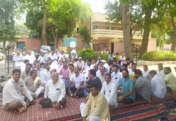 eNam प्रणाली के विरोध में गरजे आढ़ती