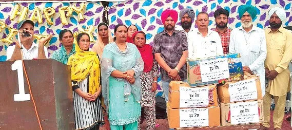 पावन महा परोपकार माह की खुशी में 5 जरूरतमंद परिवारों को दिया राशन