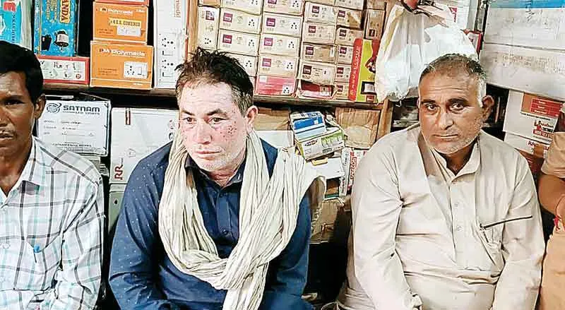 7 साल से घर से लापता मंदबुद्धि को परिजनों से मिलवाया