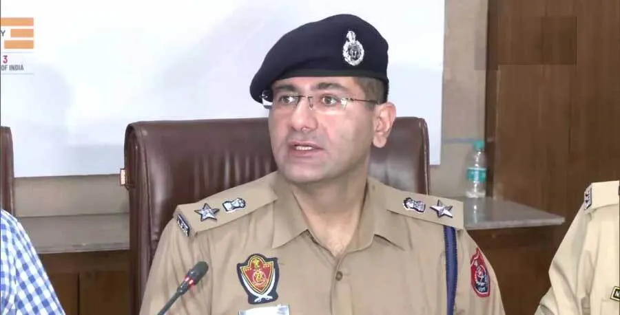 अफवाहों पर ध्यान ना दें, नही मिली लड़कियों की वीडियो : SSP