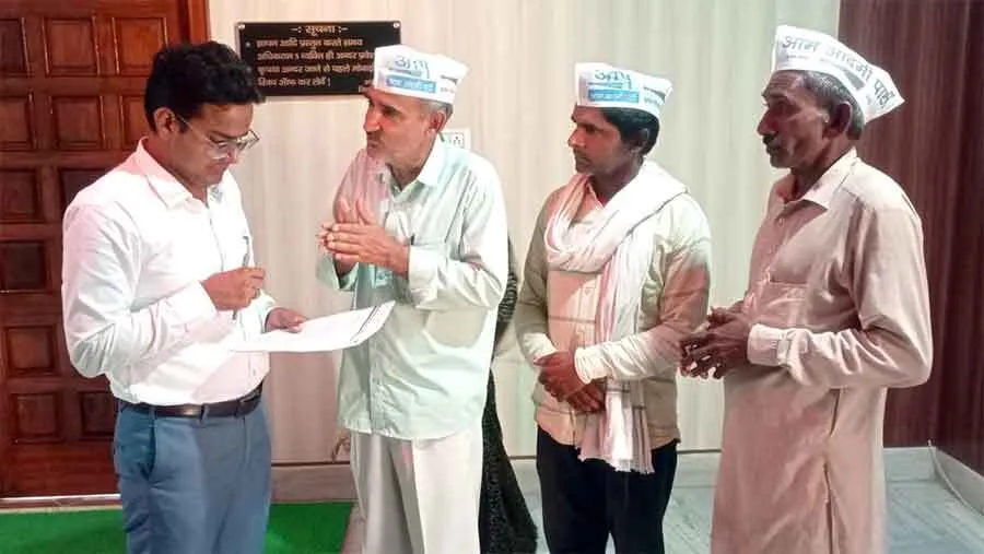 बिना बजट व स्टाफ के सफाई व्यवस्था हुई ठप