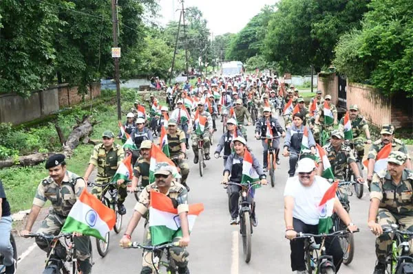 बीएसएफ ने आजादी के अमृत महोत्सव पर साइकिल रैली का आयोजन किया