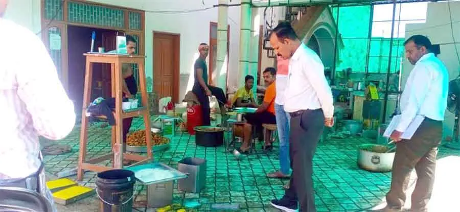 न मिला फूड लाइसेंस, न थी सफाई व्यवस्था