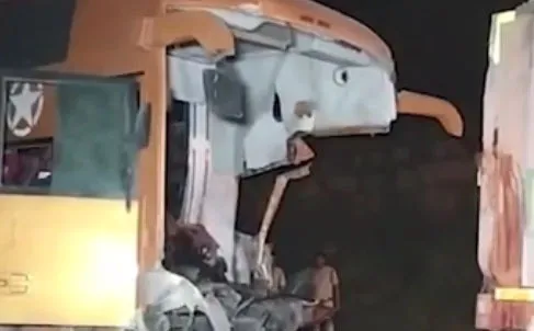Bus Accident in Madhya Pradesh: 15 लोगों की मौत, 40 से अधिक यात्राी घायल