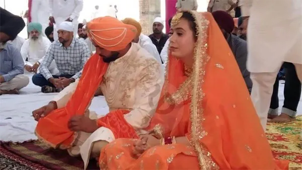 सुहाग के जोड़े में कुछ यूं नजर आई संगरुर की विधायिका narinder kaur