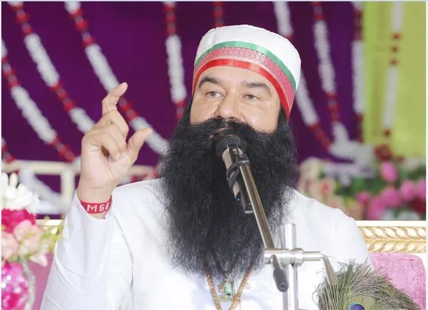 पूज्य गुरु जी के हर वीडियो की सोशल मीडियो पर मची धूम