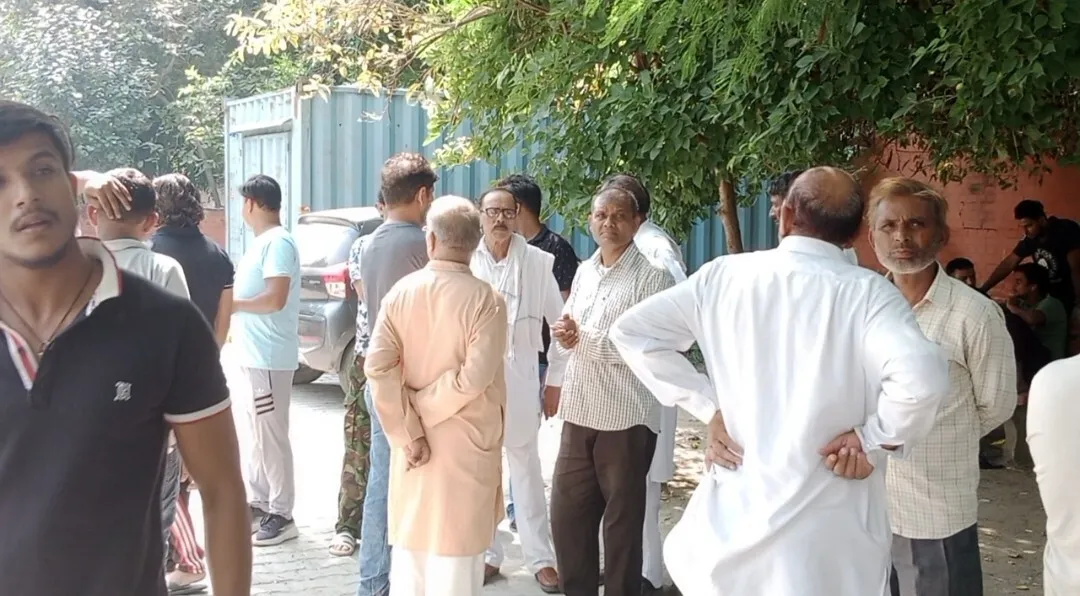 संदिग्ध परिस्थितियों में एडवोकेट ने की आत्महत्या