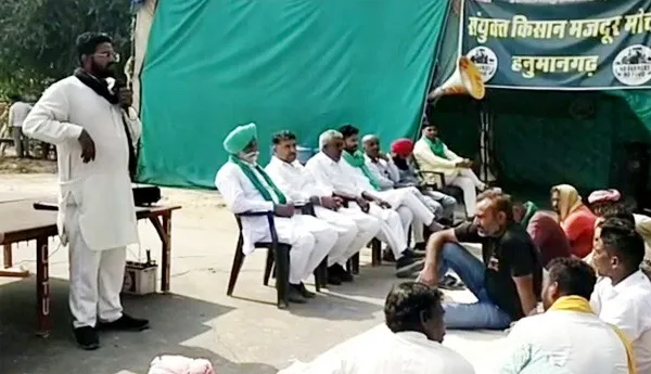 मजदूर-किसानों के आंदोलन के आगे झुकी Reliance Company