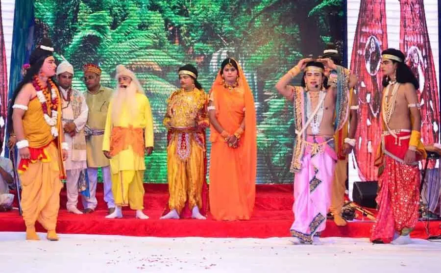राम भक्त ले चला राम की निशानी, अब इनकी छांव में रहेगी राजधानी…