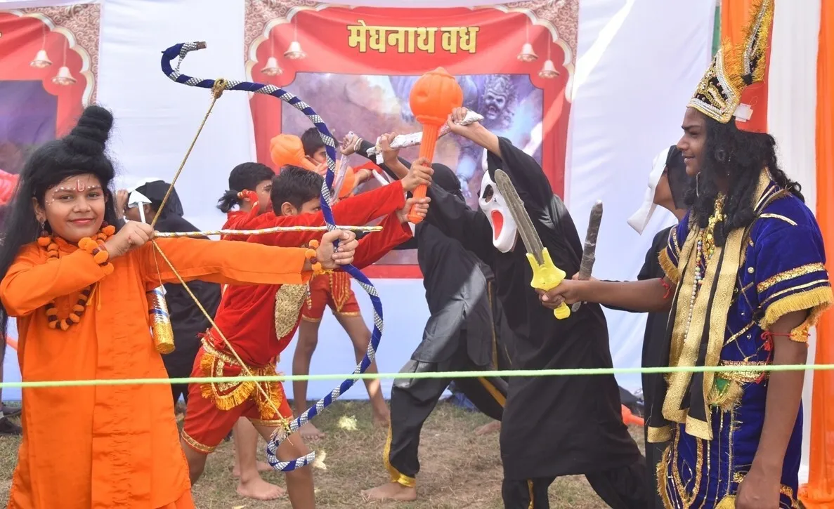 लोटस स्कूल की राम जन्म से राज्याभिषेक तक की झांकियों से संस्कृतिमय हुए क्षेत्रवासी –