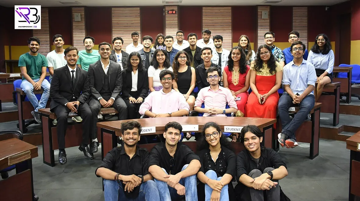 IIM इंदौर फेस्टिवल रणभूमि लाया है खेल व मैनेजमेंट का अनूठा मेल
