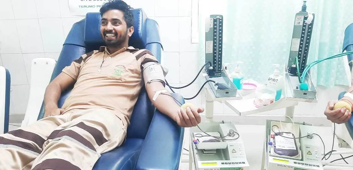डेरा श्रद्धालु ने रक्तदान कर मनाया पावन भंडारा