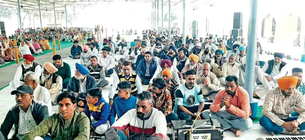 साध संगत ने सुपरीडैंट ऊषा इन्सां को दी श्रद्धांजलि