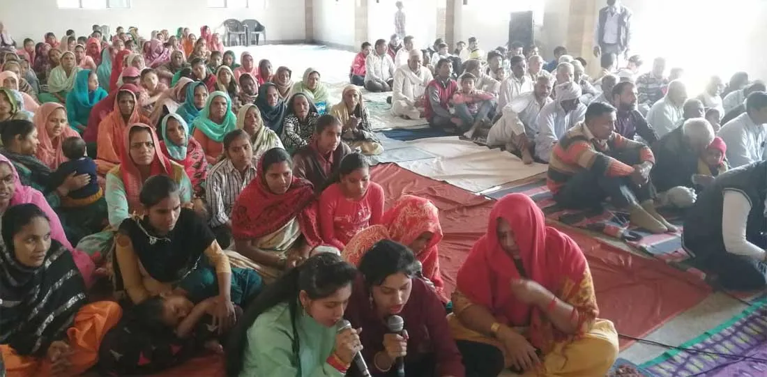 पानीपत में गूंजा राम नाम, बच्चों को दिए गर्म वस्त्र