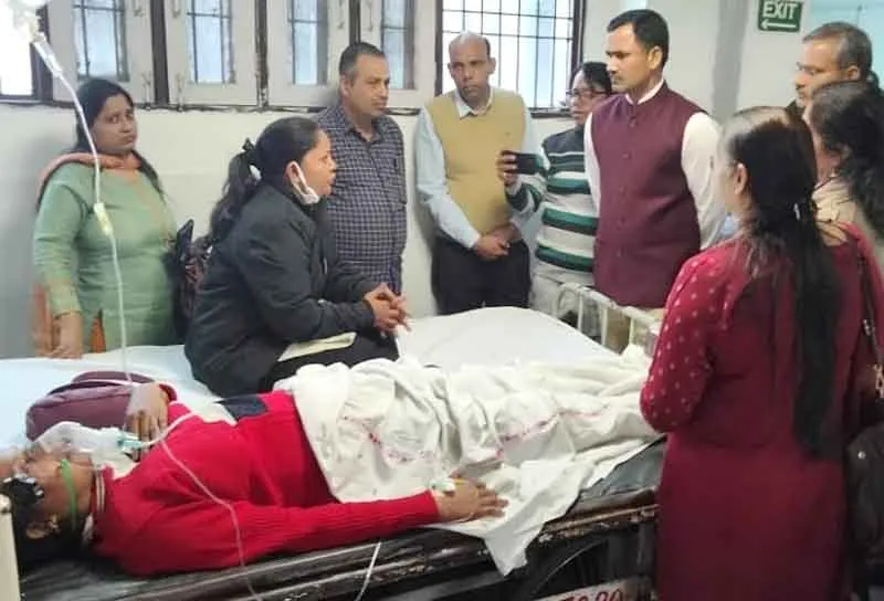 सबसे पहले कर्तव्य: मेडिकल सुपरिटेंडेंट ने मांगी सहायता तो मद्द को तैयार हुए आरडीए चिकित्सक