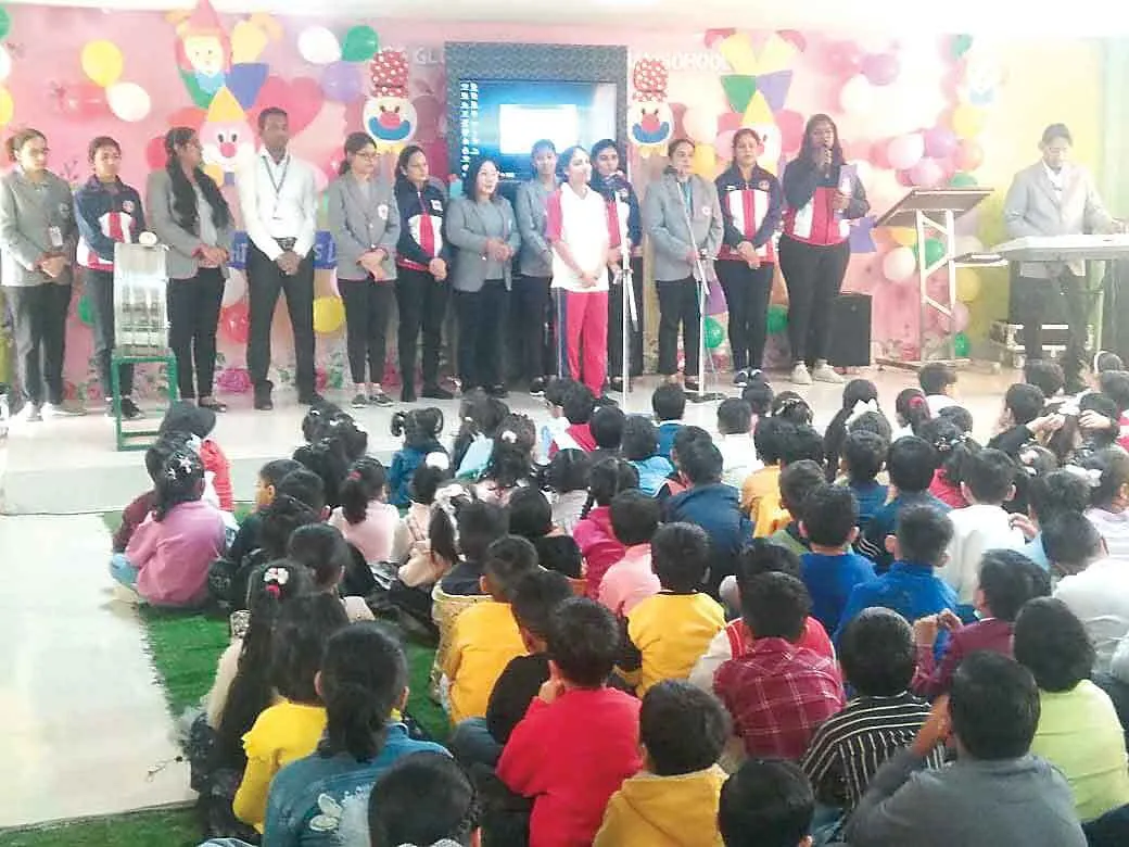Saint MSG ग्लोरियस इंटरनेशनल स्कूल में मनाया बाल महोत्सव