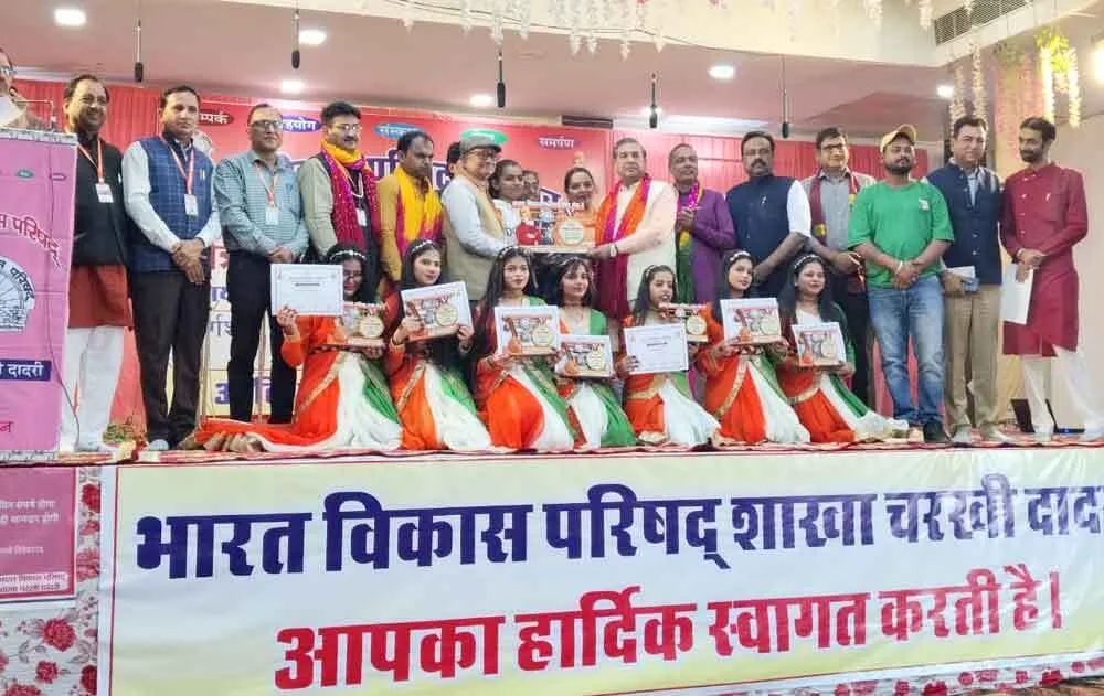 शाह सतनाम गर्ल्स स्कूल ने जीती समूहगान प्रतियोगिता