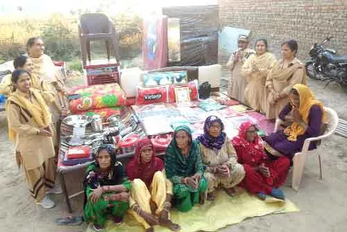 शाह सतनाम जी नगर ने फिर बढ़ाए बेटी की शादी में मदद के हाथ
