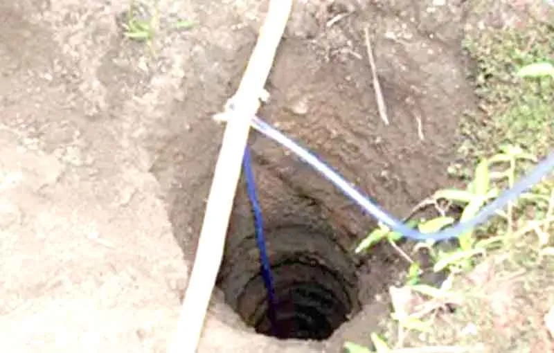 जरख से बचने के लिए दौड़ा युवक 90 फीट गहरे कुएं में जा गिरा