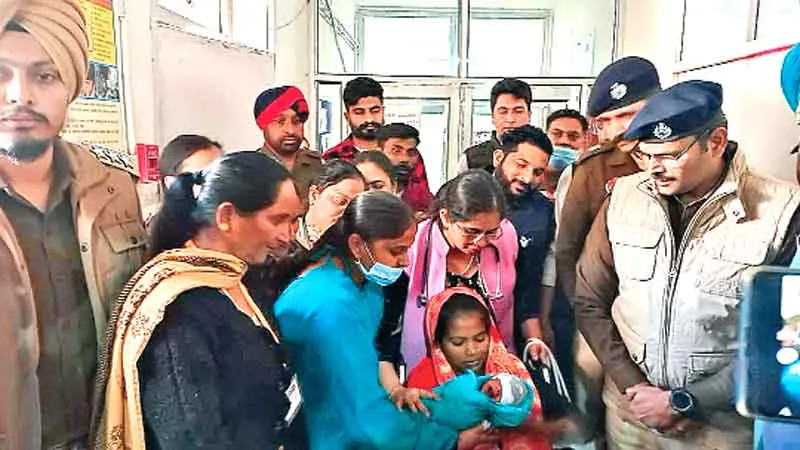 सिविल अस्पताल से बच्चा चोरी करने वाली महिलाएं गिरफ्तार