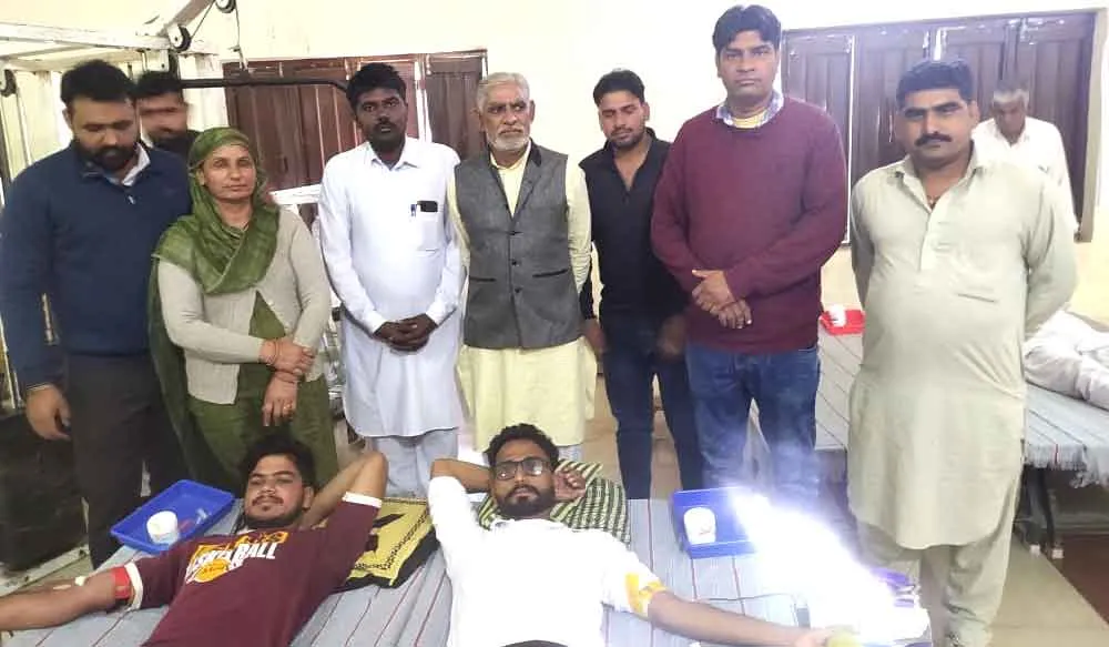 ब्लड बैंक की टीम ने 101 यूनिट रक्त किया संग्रहित