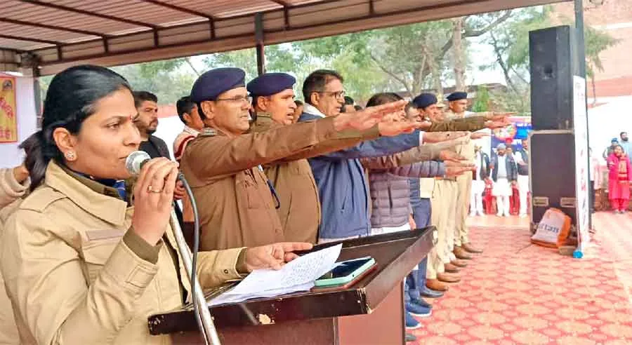 पंचायतों को साथ लेकर नशों के खिलाफ चलेगा अभियान : एसपी