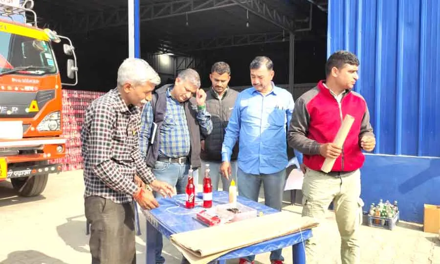 एनर्जी ड्रीक के नाम पर कहीं आप तो नहीं पी रहे जहर