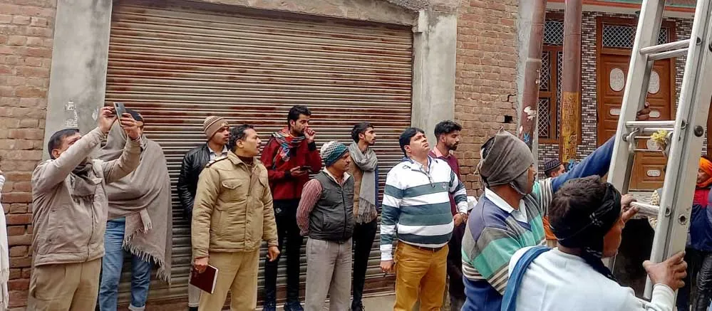विद्युत विभाग और विजिलेंस की संयुक्त छापेमारी, मचा हड़कंप
