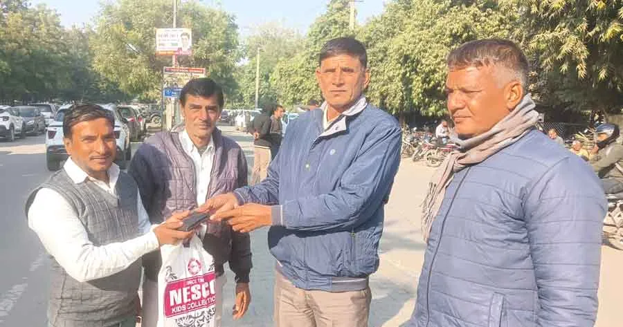 हरियाणा पुलिस के कर्मचारी राजवीर व दानवीर ने दिखाई ईमानदारी