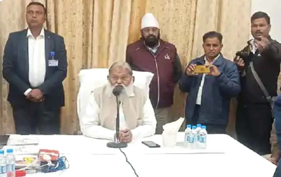 अनिल विज के जनता दरबार में कैथल से पहुंची महिला ने लगाई न्याय की गुहार