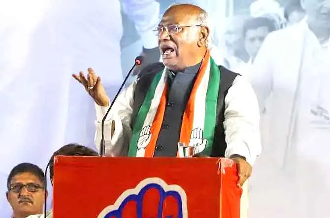 Mallikarjun Kharge: मल्लिकार्जुन खड़गे एक बार फिर से राज्यसभा में विपक्ष के नेता बने