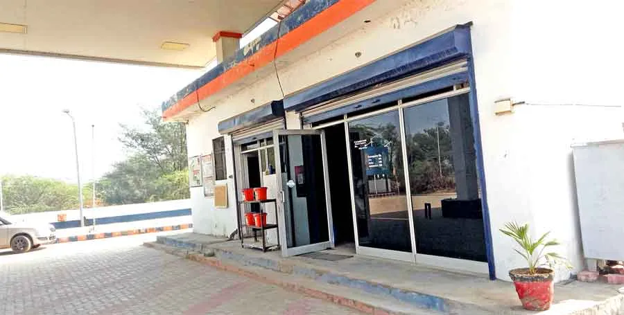 पंप संचालक पिता-पुत्र ने बहादुरी से किया मुकाबला, दुम दबाकर भागे लुटेरे