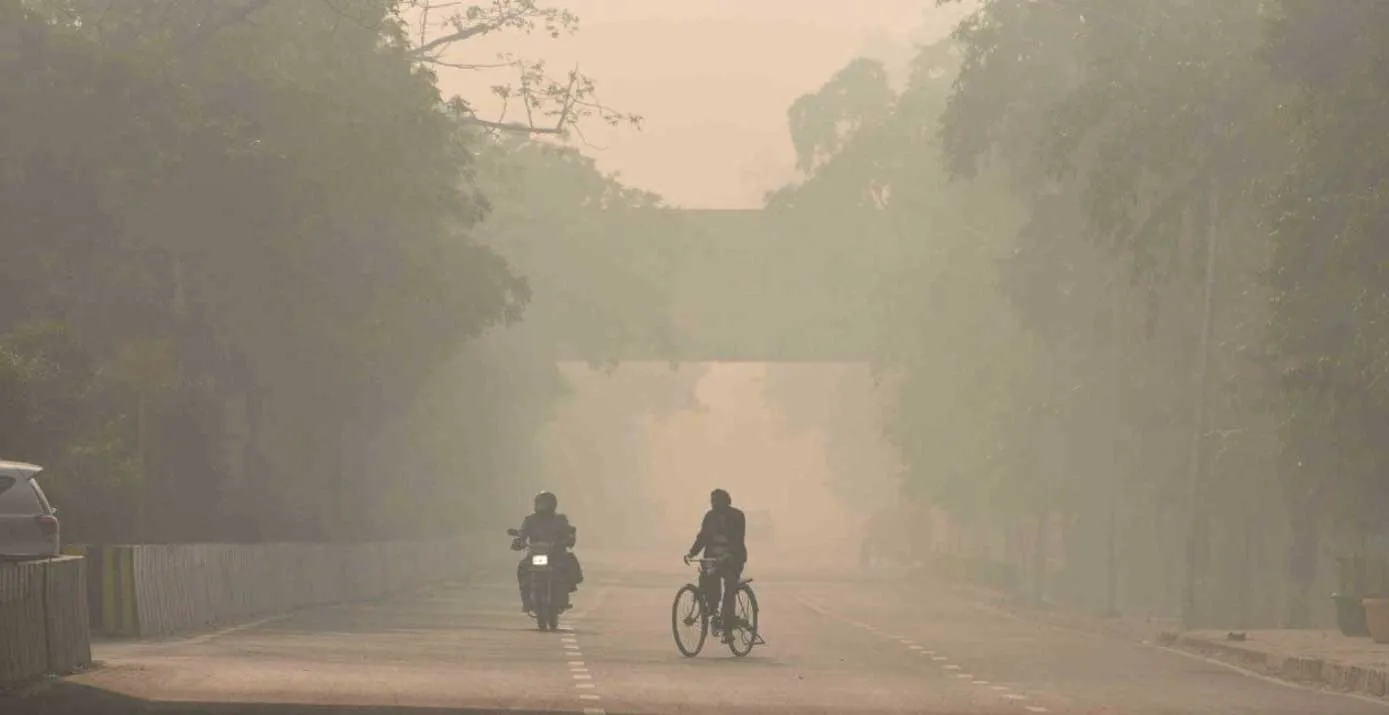 weather alert : ठंड बढ़ने के साथ ही एक्यूआई पहुंचा 300 पार, अस्थमा मरीजो की बढ़ी परेशानी