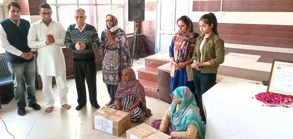 देहदानी विजय इन्सां को अर्पित की श्रद्धांजलि