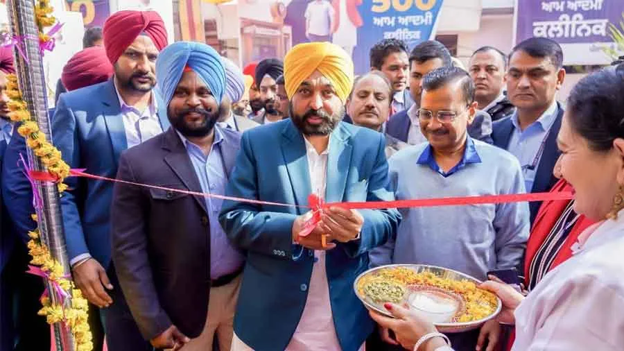 सीएम मान, केजरीवाल ने 400 आम आदमी क्लीनिक लोगों को किए समर्पित