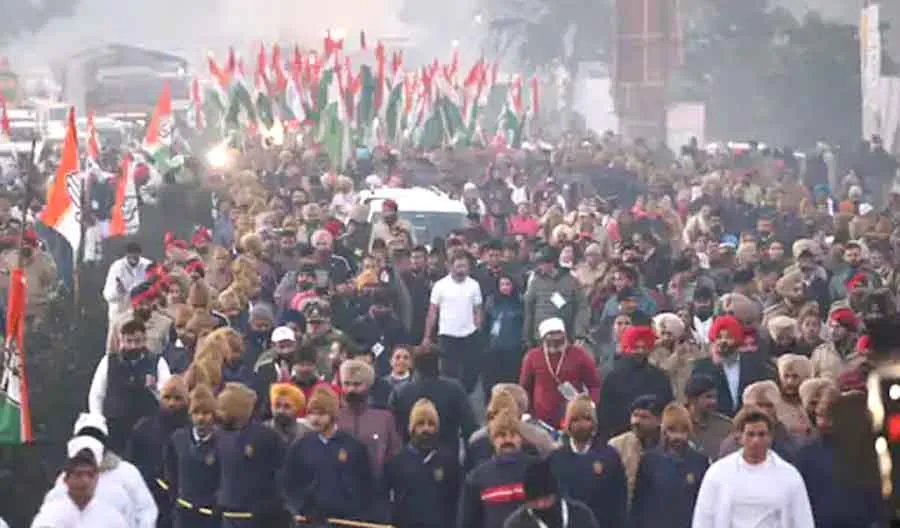 भारत जोड़ो यात्रा में पहली बार राहुल का ‘आप’ पर कटाक्ष