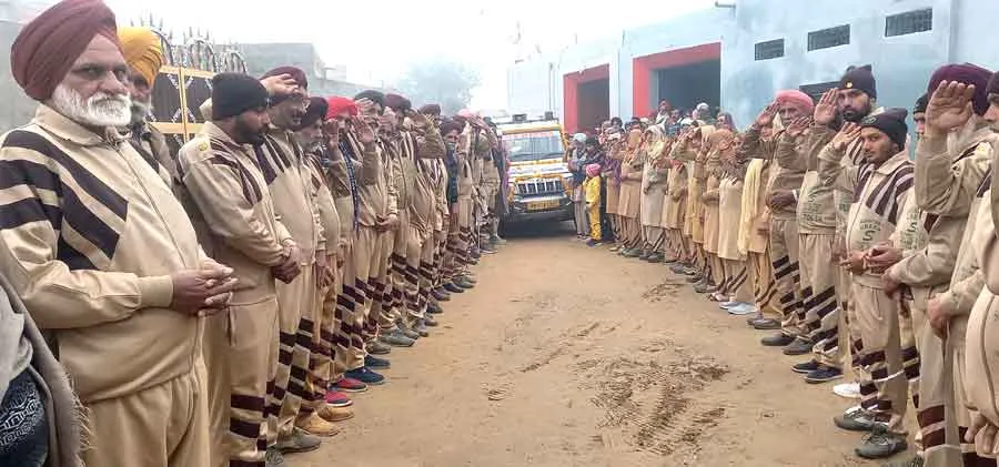 ओढ़ा क्षेत्र के गांव रोड़ी में शरीरदान : ग्रीन एस के सेवादारों ने दी भावभीनी विदाई