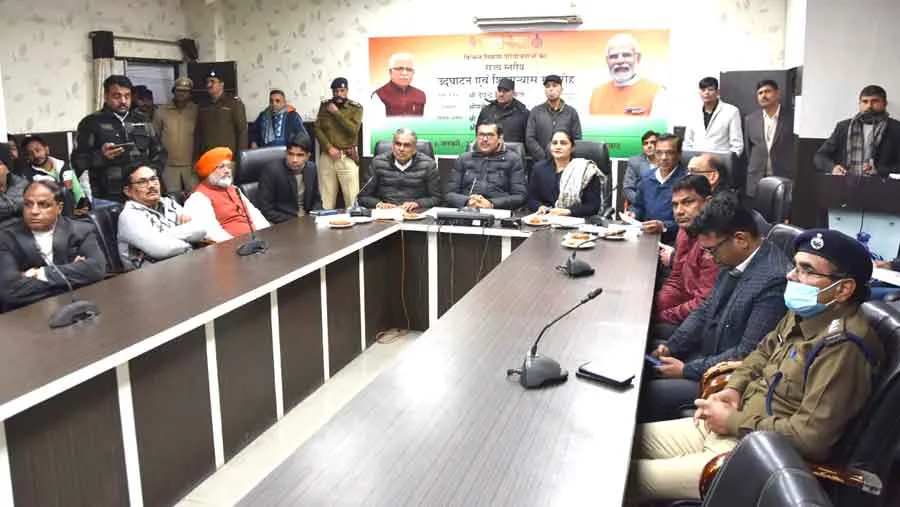फतेहाबाद में बोले पंचायत मंत्री बबली-विरोध करने वाले सरपंच चले हुए कारतूस