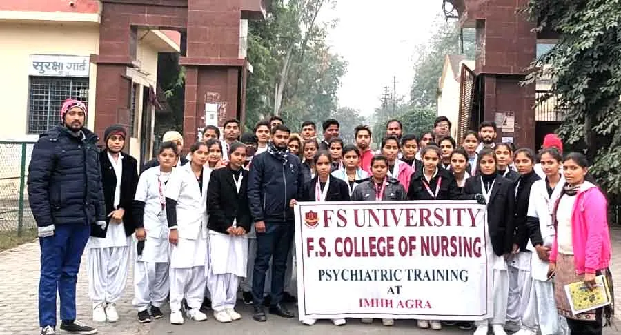 एफएस नर्सिंग के छात्र छात्रा गए मानसिक संस्थान