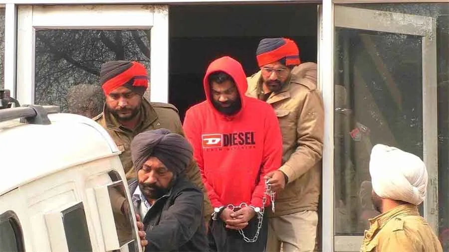 गैंगस्टर जग्गू भगवानपुरिया अदालत में पेश