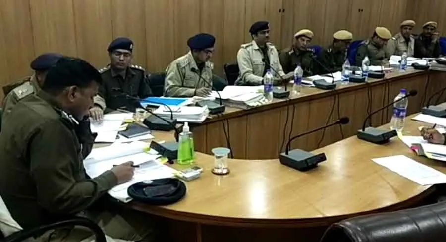 अपराध पर नियंत्रण और लंबित प्रकरणों के निस्तारण के दिए निर्देश