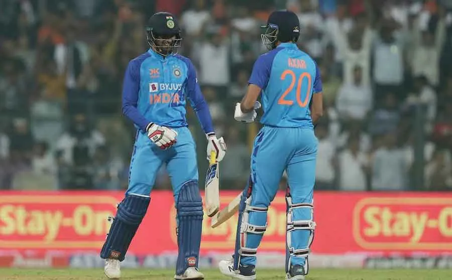 IND vs SL : भारत ने जीता हारा हुआ मैच, 12 गेंदों में चाहिये थे 39 रन