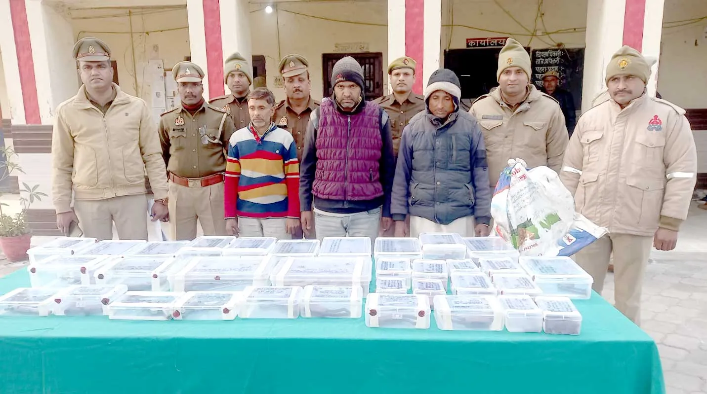 कैराना में अवैध तमंचा फैक्ट्री का भंडाफोड़, तीन गिरफ्तार