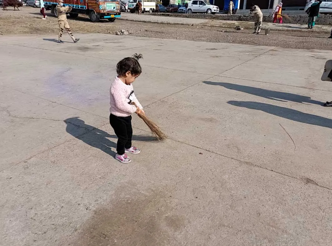 चंद घंटों में चमकाया कालका को