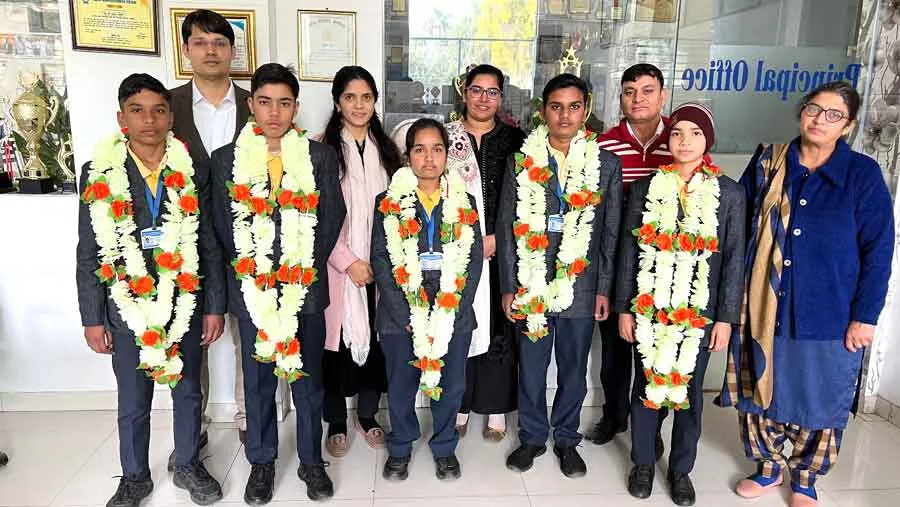 हरियाणा राज्य गौरव पुरस्कार के लिए प्रताप स्कूल खरखौदा के 5 विद्यार्थियों का चयन