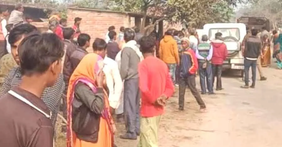 पत्नी ने बेटे के साथ मिलकर की पति की हत्या