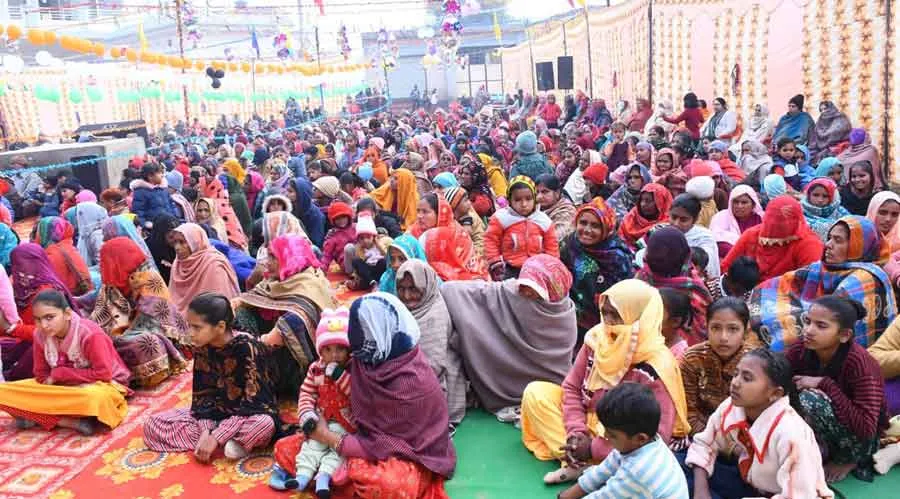 मेरी नैया पड़ी मझधार में सतगुरु बेड़ी को पार लगा दे
