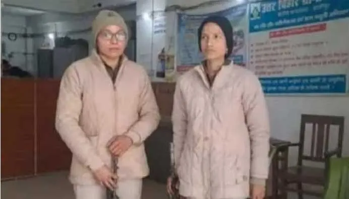 सलाम ! दो महिला सिपाहियों ने बैंक को लुटने से बचाया