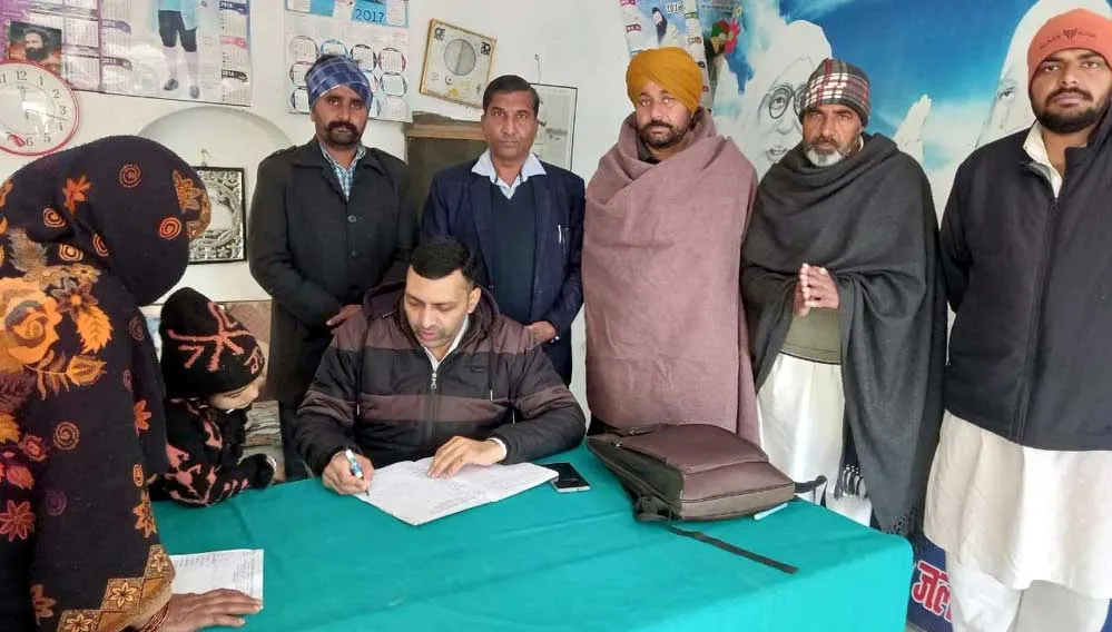 श्री जलालआणा साहिब में नि:शुल्क स्वास्थ्य जांच शिविर, 125 लोगों की जांच
