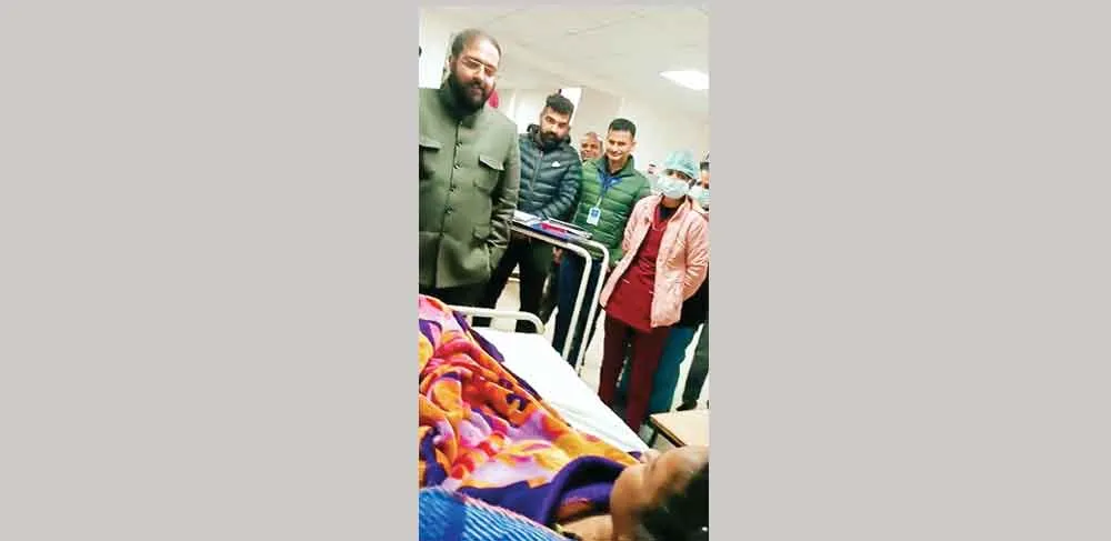 कलक्टर की शाबाशी पर 15 साल की पवनदीप मुस्कुराई